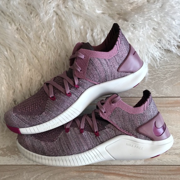 NWT Nike Free Trainers Flyknit 3 - Picture 3 of 8